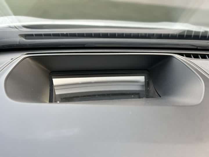 Фото 15 - HiPhi X