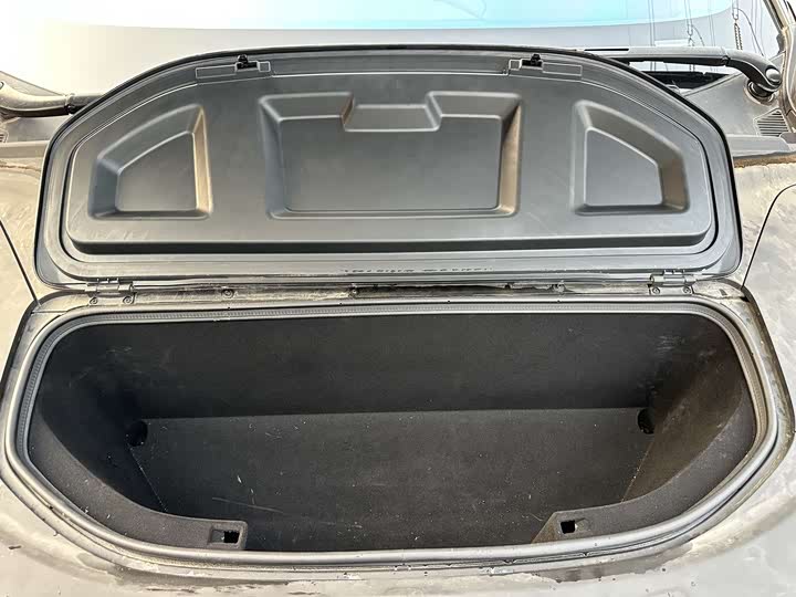 Фото 19 - HiPhi X