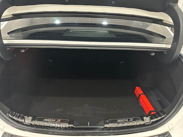 Фото 13 - Mazda 3 (Axela)