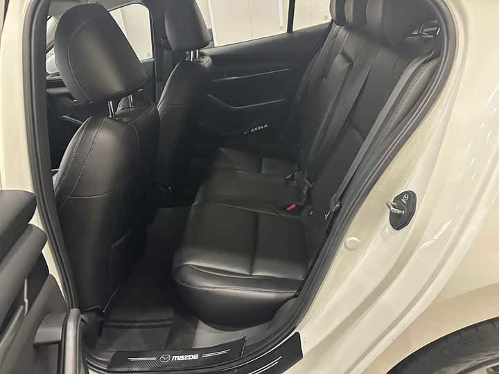 Фото 8 - Mazda 3 (Axela)