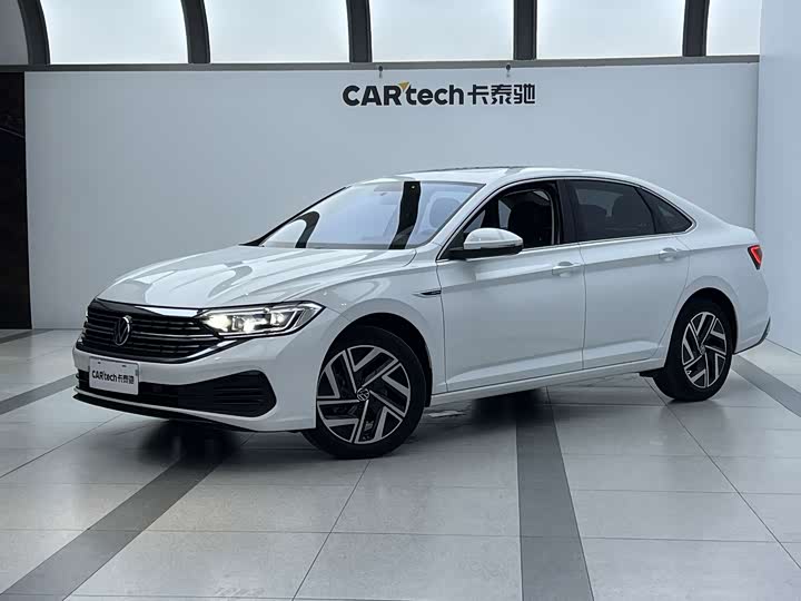 Фото 1 - Volkswagen Sagitar L