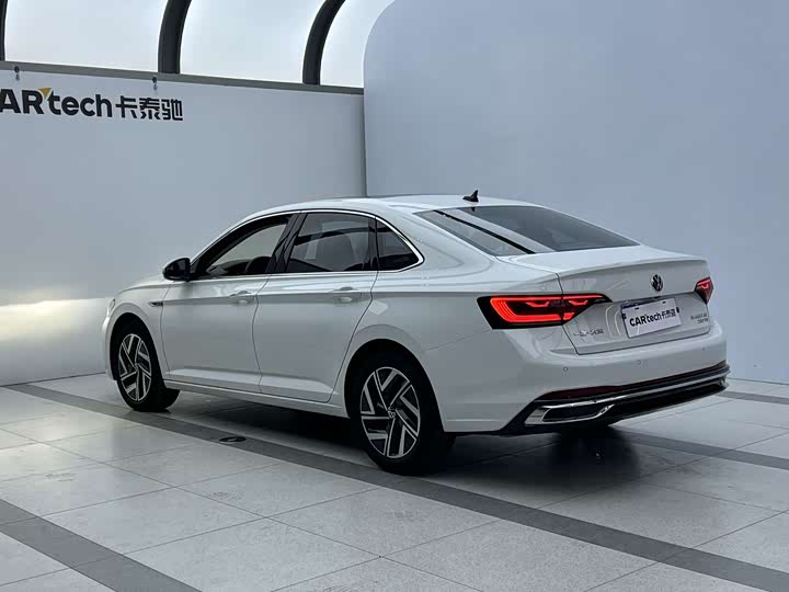 Фото 6 - Volkswagen Sagitar L