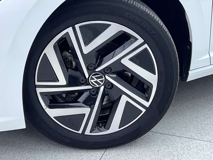 Фото 7 - Volkswagen Sagitar L