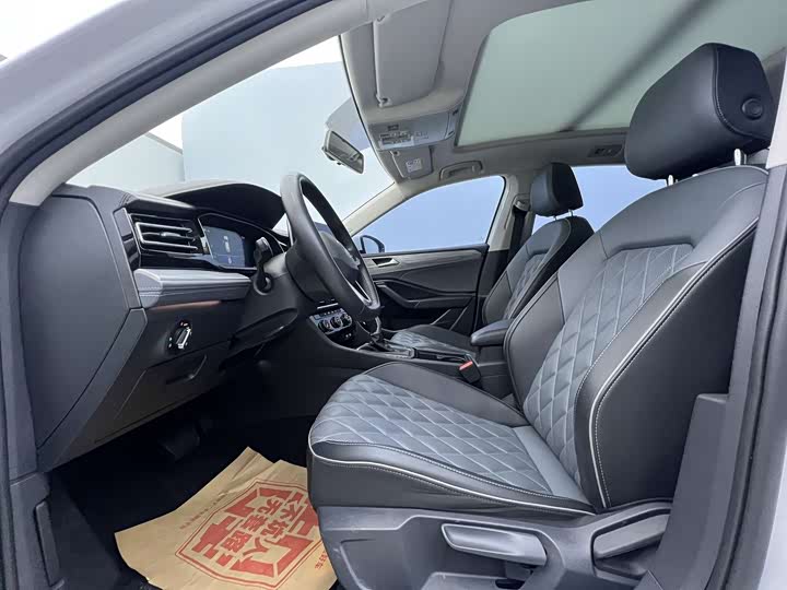 Фото 9 - Volkswagen Sagitar L