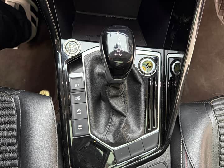 Фото 18 - Volkswagen Tayron