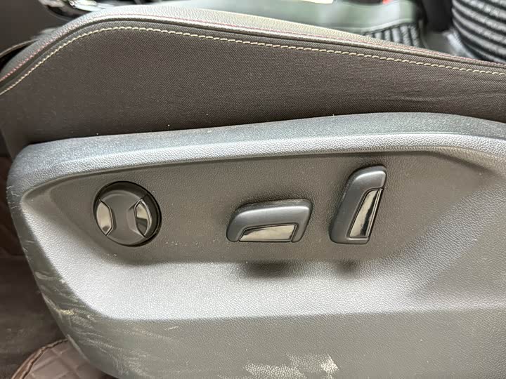 Фото 21 - Volkswagen Tayron