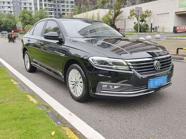 Фото 3 - Volkswagen Lavida