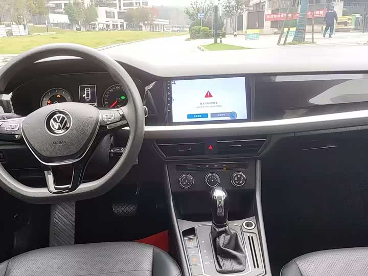 Фото 4 - Volkswagen Lavida