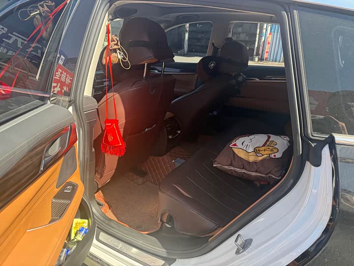 Фото 4 - BMW 6 Series GT