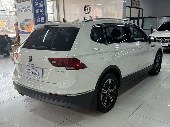 Фото 6 - Volkswagen Tiguan L Pro