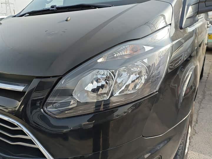 Фото 24 - Ford Transit