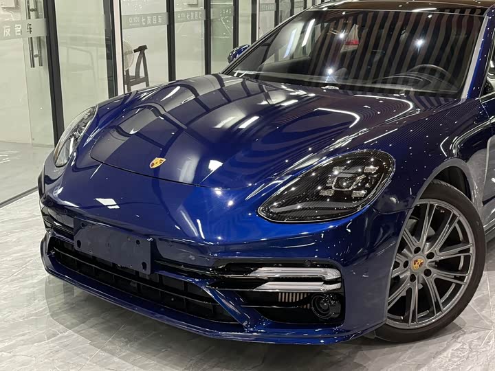 Фото 8 - Porsche Panamera