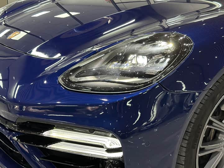 Фото 9 - Porsche Panamera