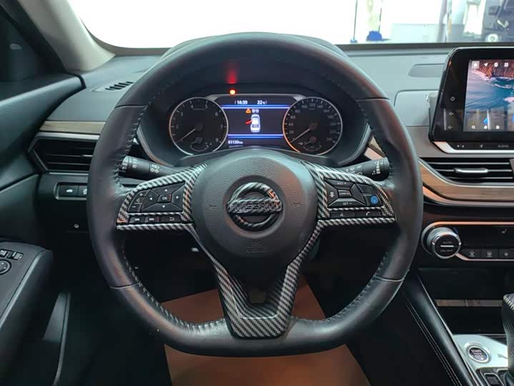 Фото 15 - Nissan Teana