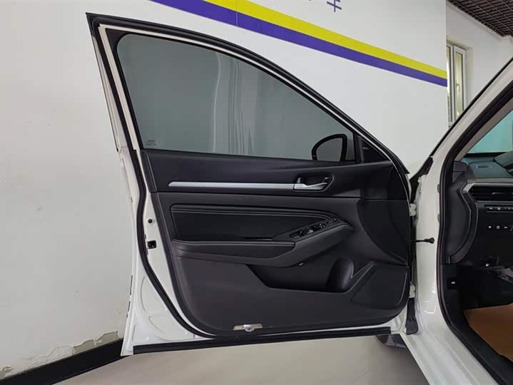 Фото 7 - Nissan Teana