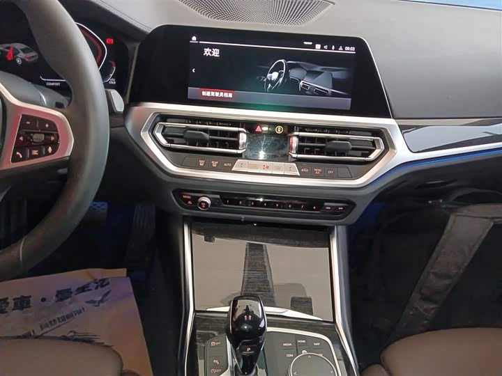 Фото 13 - BMW 3 Series