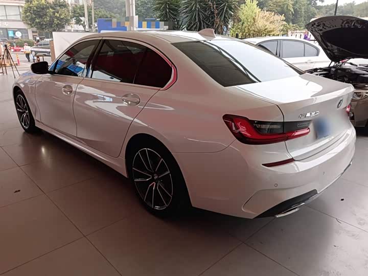 Фото 5 - BMW 3 Series