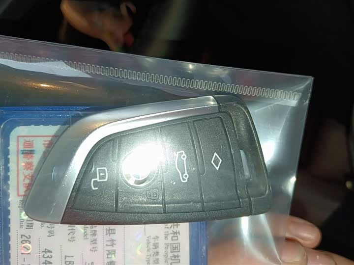 Фото 9 - BMW 3 Series