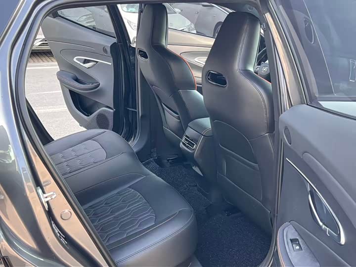 Фото 6 - Changan UNI-T