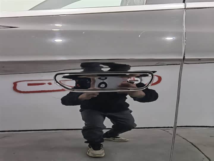 Фото 18 - BYD Han