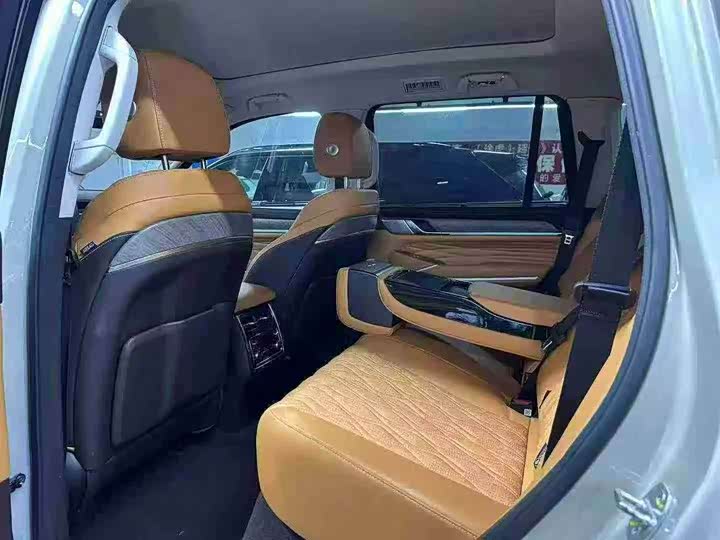 Фото 6 - Tank 500 Hybrid