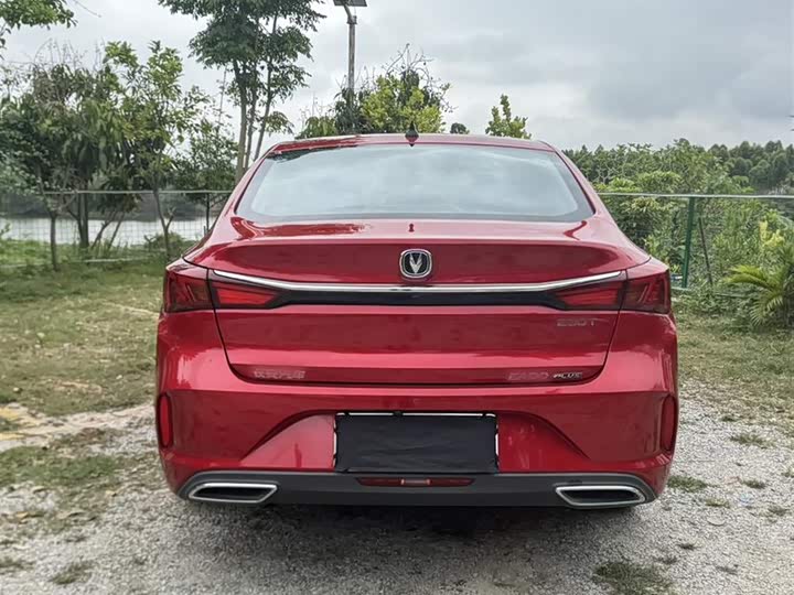 Фото 13 - Changan Eado Plus