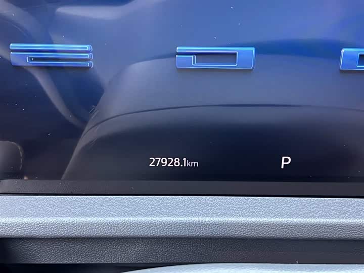 Фото 14 - Ford Edge