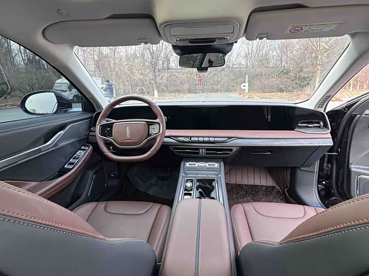 Фото 11 - Lincoln Z (Zephyr)