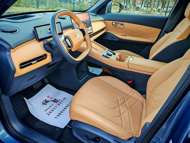 Фото 4 - Geely Galaxy Starship 7