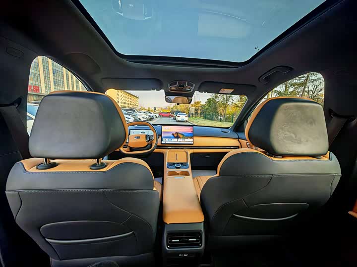 Фото 6 - Geely Galaxy Starship 7