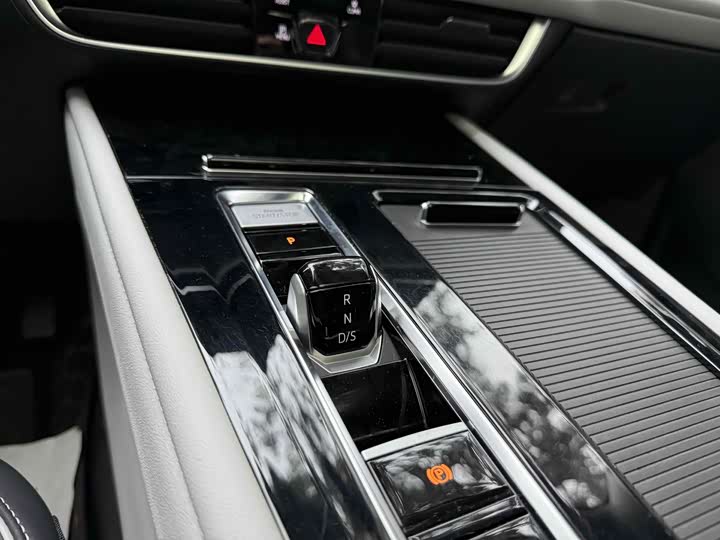 Фото 9 - Volkswagen Teramont Pro