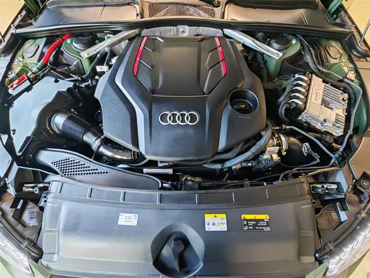 Фото 4 - Audi S4