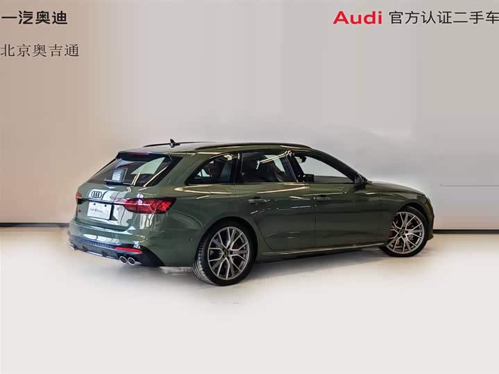 Фото 9 - Audi S4