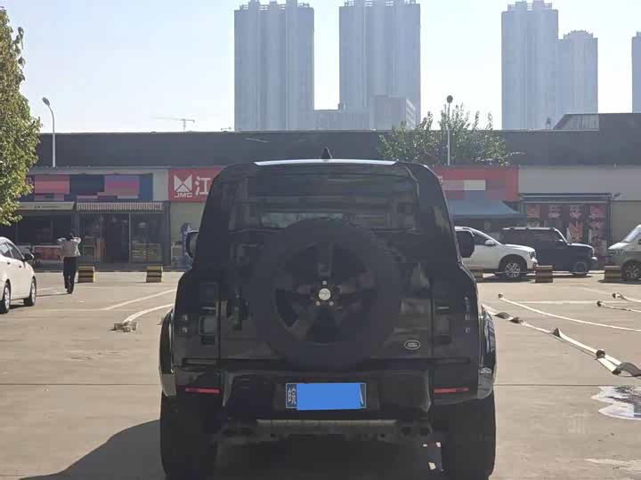 Фото 11 - Land Rover Defender