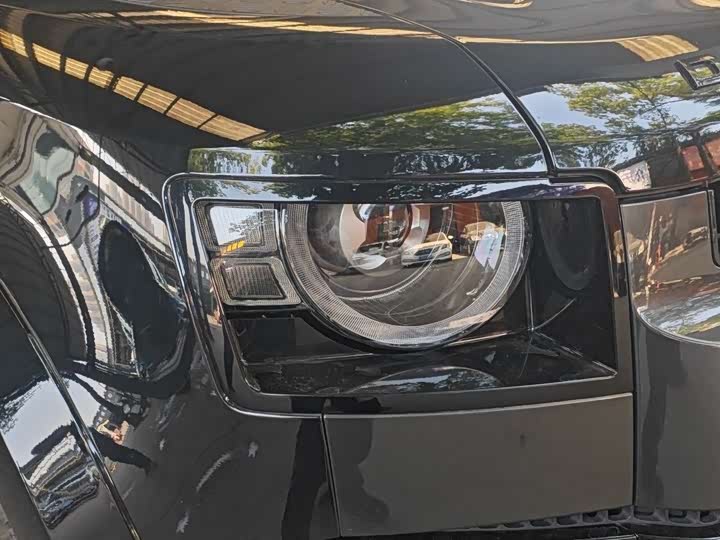 Фото 4 - Land Rover Defender