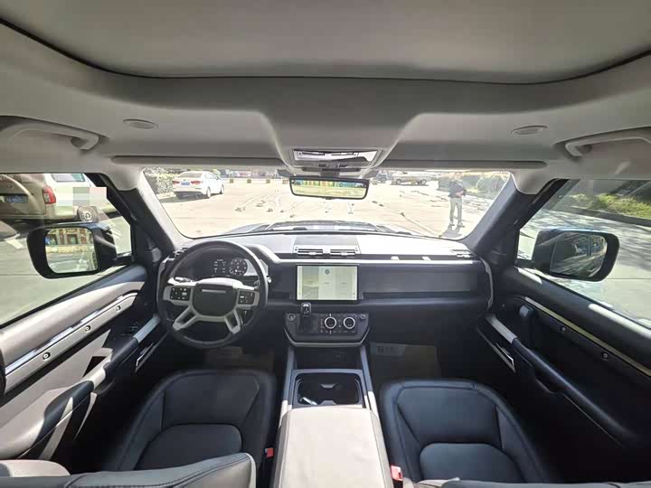 Фото 6 - Land Rover Defender