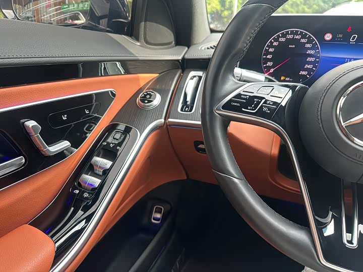 Фото 5 - Mercedes-Benz S-Class