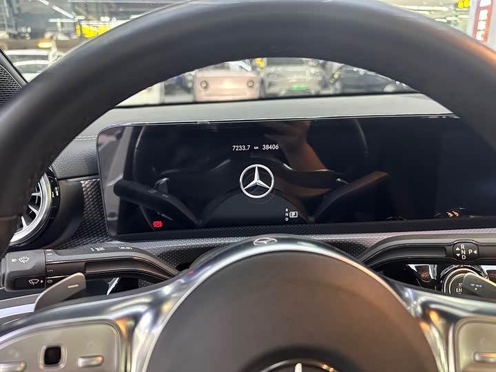 Фото 9 - Mercedes-Benz A-Class