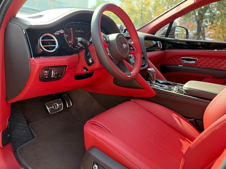 Фото 4 - Bentley Bentayga