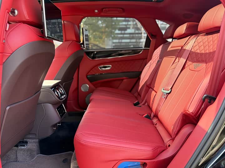 Фото 5 - Bentley Bentayga