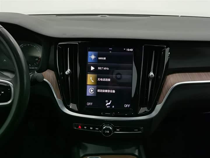 Фото 12 - Volvo S60