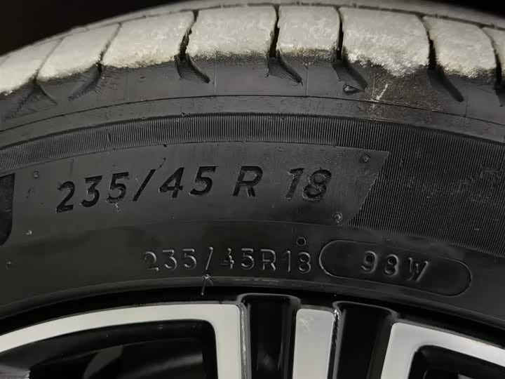 Фото 24 - Volvo S60