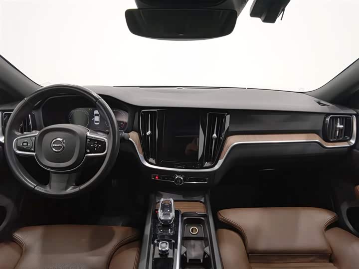 Фото 5 - Volvo S60