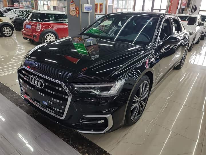 Фото 1 - Audi A6L