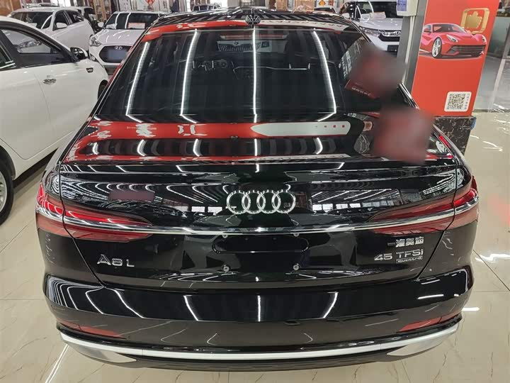 Фото 6 - Audi A6L