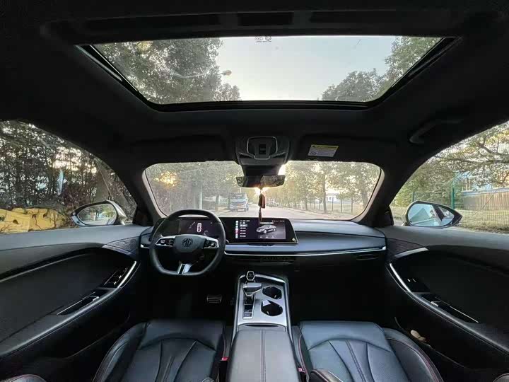 Фото 13 - MG Motor 7