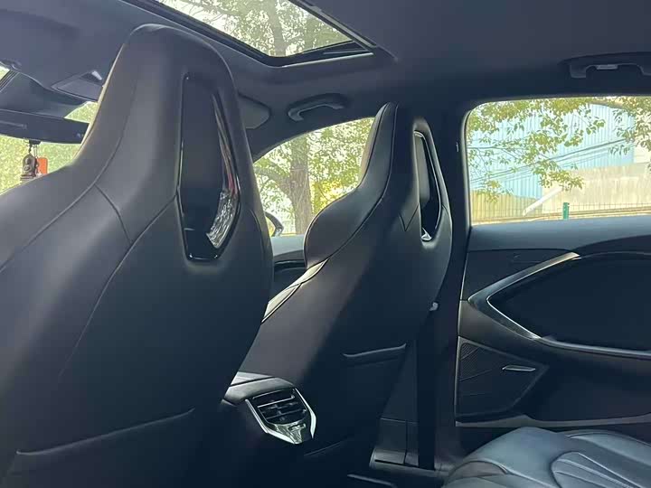 Фото 14 - MG Motor 7