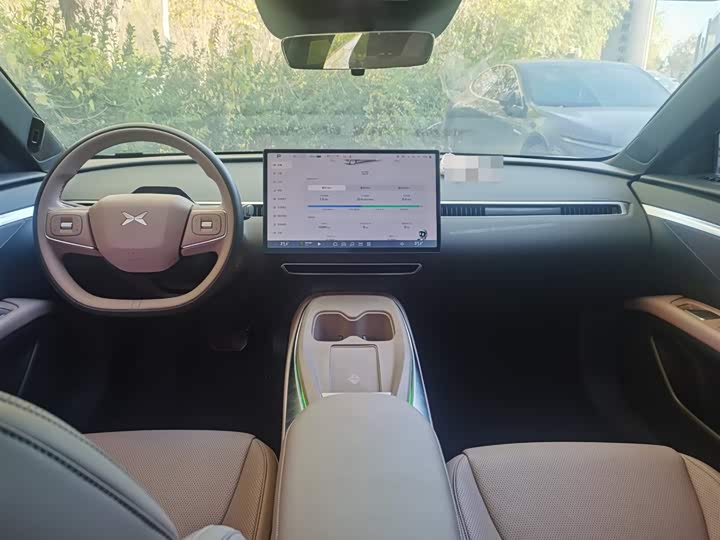 Фото 6 - XPeng Mona M03