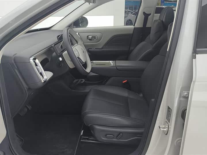 Фото 9 - Leapmotor B10