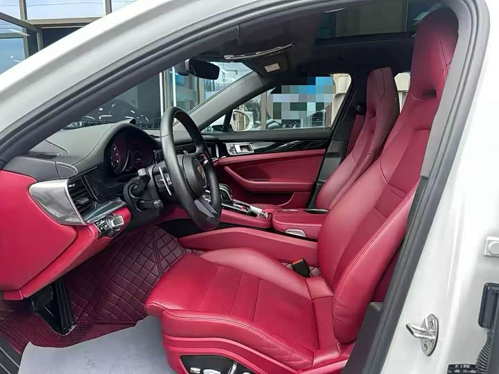 Фото 4 - Porsche Panamera